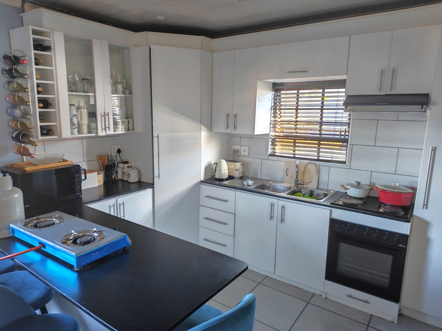 3 Bedroom Property for Sale in Nomzamo Western Cape